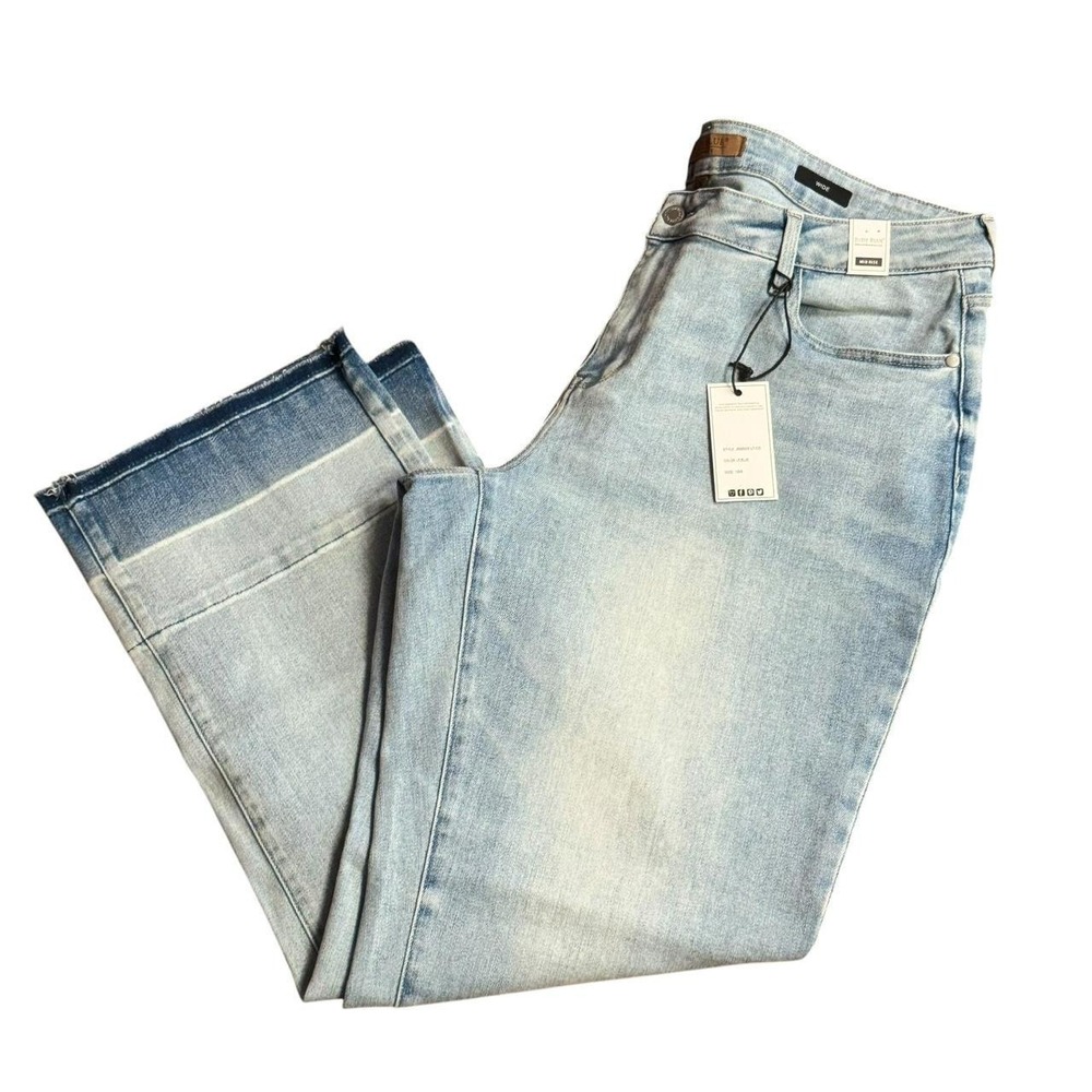 Judy Blue Wide Leg Crop Jeans NWT Plus Size 18W Mid Rise Raw Hem Dip Dye Light